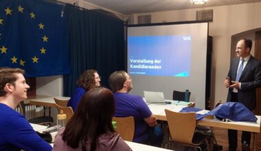 Augsburg: Ein Blick auf Augsburg und einer auf Europa: Volt stellt Stadtratsliste auf