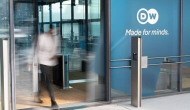 Intendantin kritisiert Kürzungen bei der Deutschen Welle