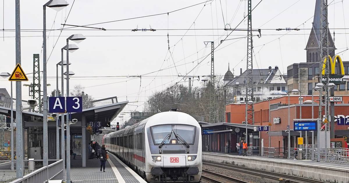 Ab Freitag neue Bahnsperrung – das kommt auf Solinger Pendler zu 