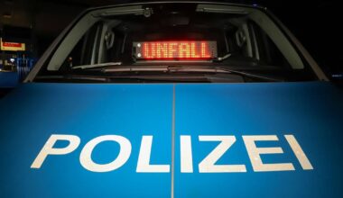 Unfälle durch Glatteis auf der A535 bei Wuppertal
