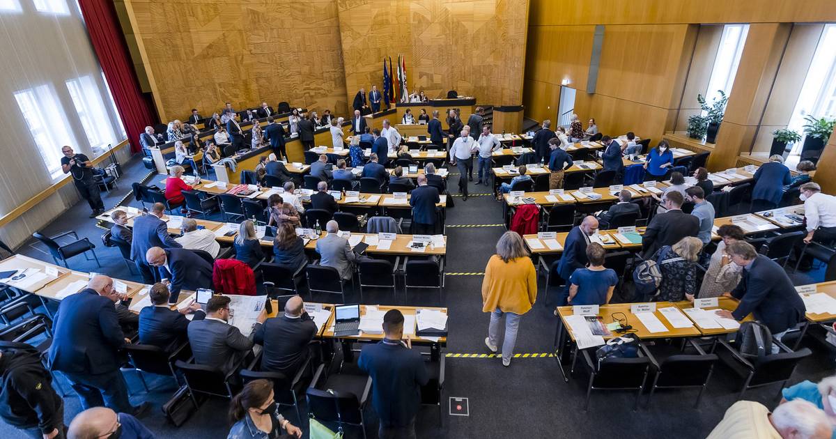 Gebet vor erster Ratssitzung – Brüskierung oder Ausdruck von Demokratie?