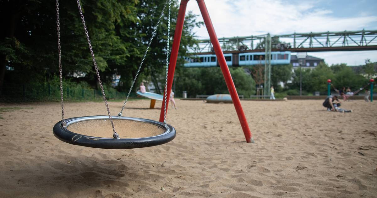 Spielplatz am Loh bekommt ein neues Spielschiff