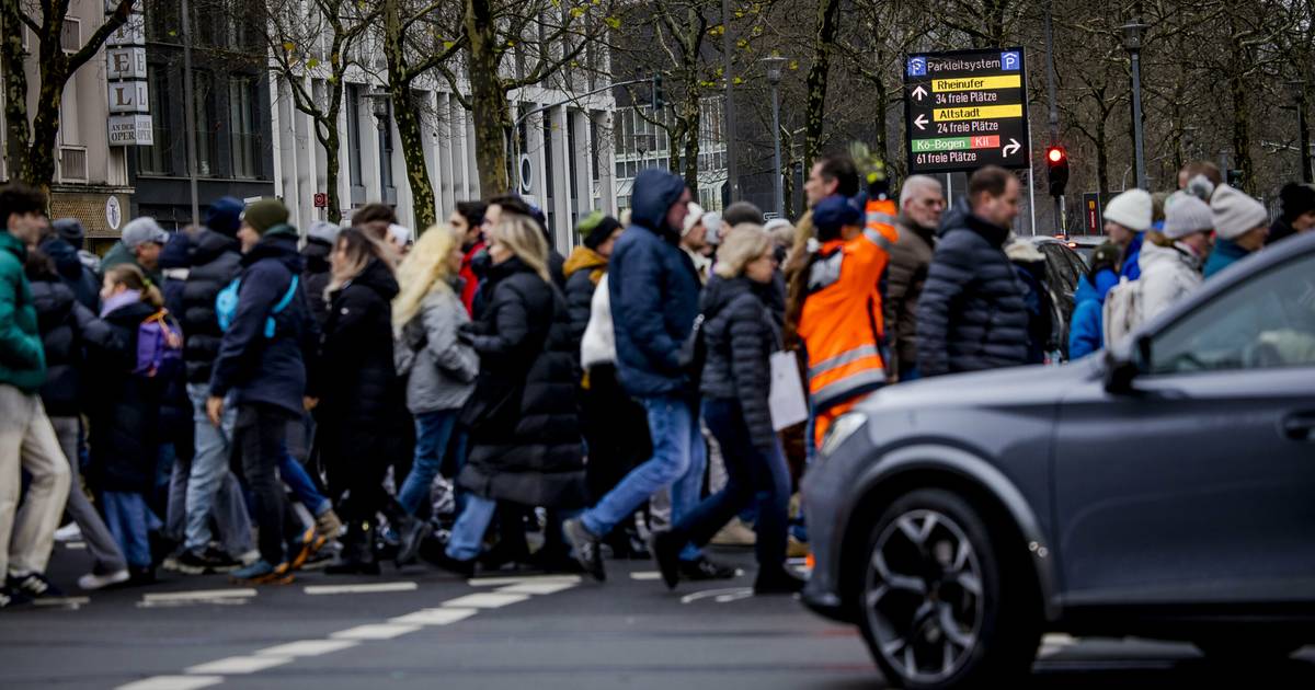 Polizei befürchtet Verkehrschaos am ersten Weihnachtsmarkt-Wochenende