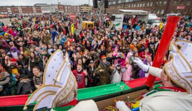 Stadt soll Sicherheitskosten für Nelkensamstagszug übernehmen