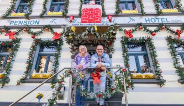 Haus in 500 Meter Lichterketten gehüllt