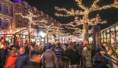 Viele internationale Besucher auf dem Weihnachtsmarkt