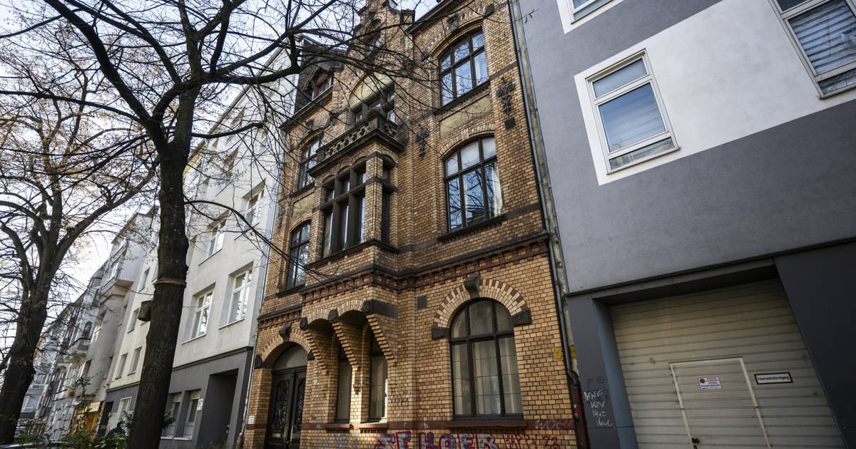 Zwangsversteigerung an der Worringer Straße 61