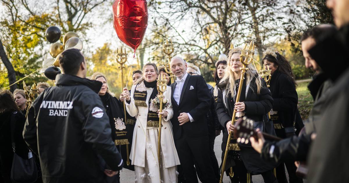 Düsseldorfer heiraten zum Karnevalsauftakt am 11.11. im Standesamt