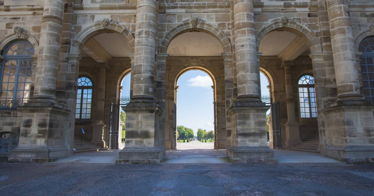 Schloss von Lunéville in Frankreich restauriert Zimmer von Herzögen