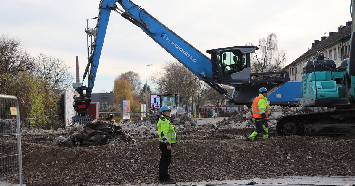 Mönchengladbach: Brücke an Theodor-Heuss-Straße abgerissen
