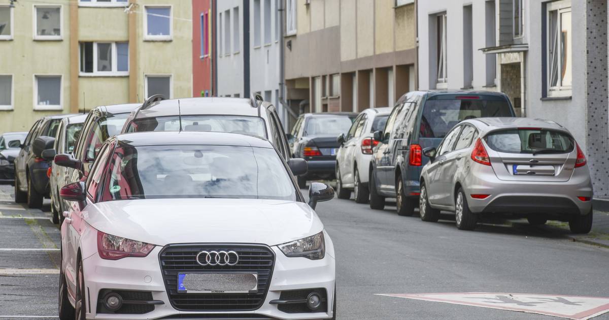 Deutsche Umwelthilfe kritisiert die Stadt Wuppertal für das Gehwegparken