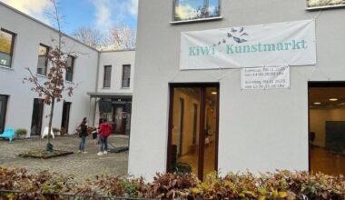 Düsseldorf: Erster Kiwi-Kunstmarkt in Kalkum