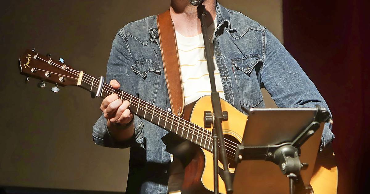 Gemeinsames Singen mit Marco Lombardo im Kulturzentrum Immanuel 
