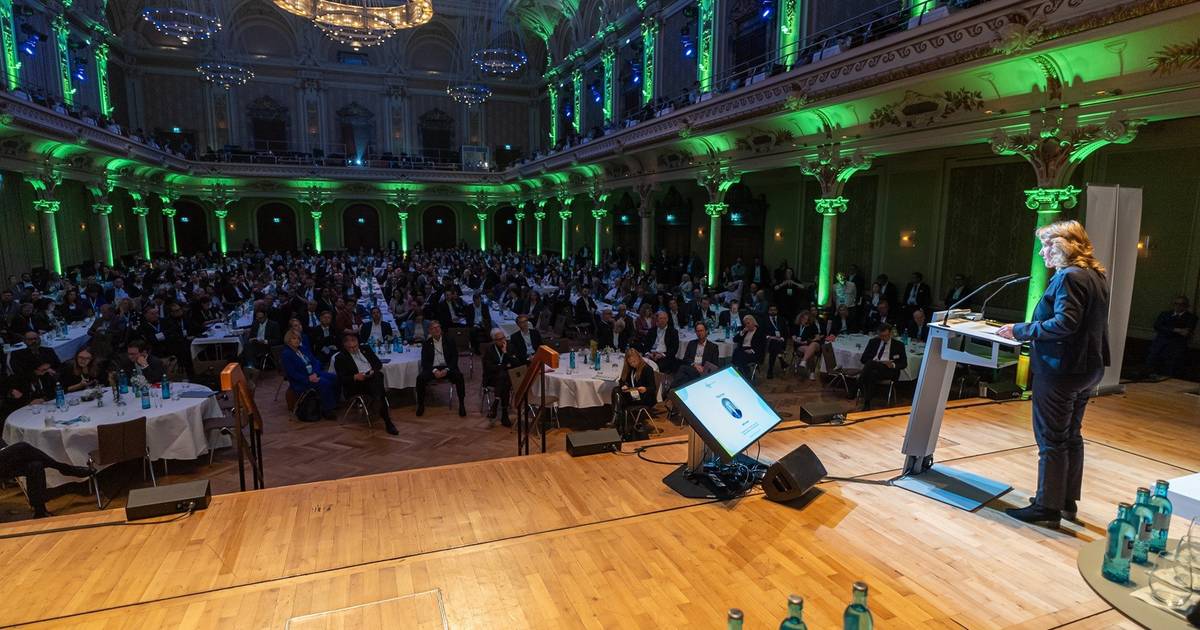 In Wuppertal Gipfeltreffen der Kreislaufwirtschaft