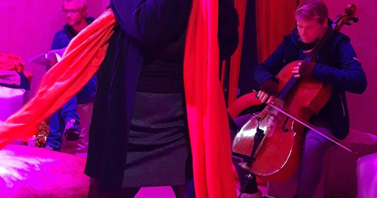 Probenbesuch im UFO mit Alexandera von der Weth