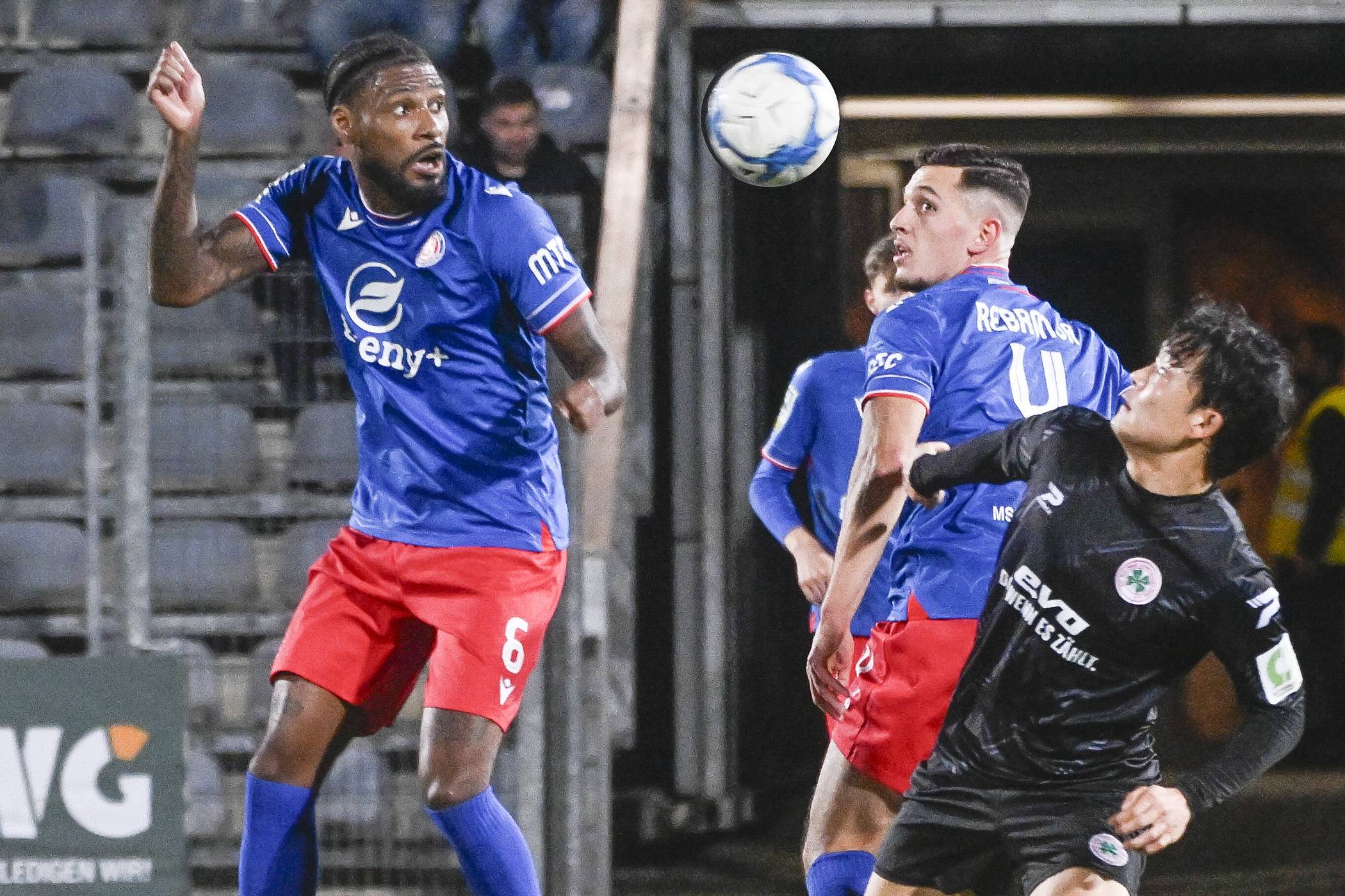  Während Dominic Duncan (l.) auch in Gütersloh das WSV-Mittelfeld zusammenhalten soll, fehlt Salmin Rebronja am Sonntag gesperrt. 