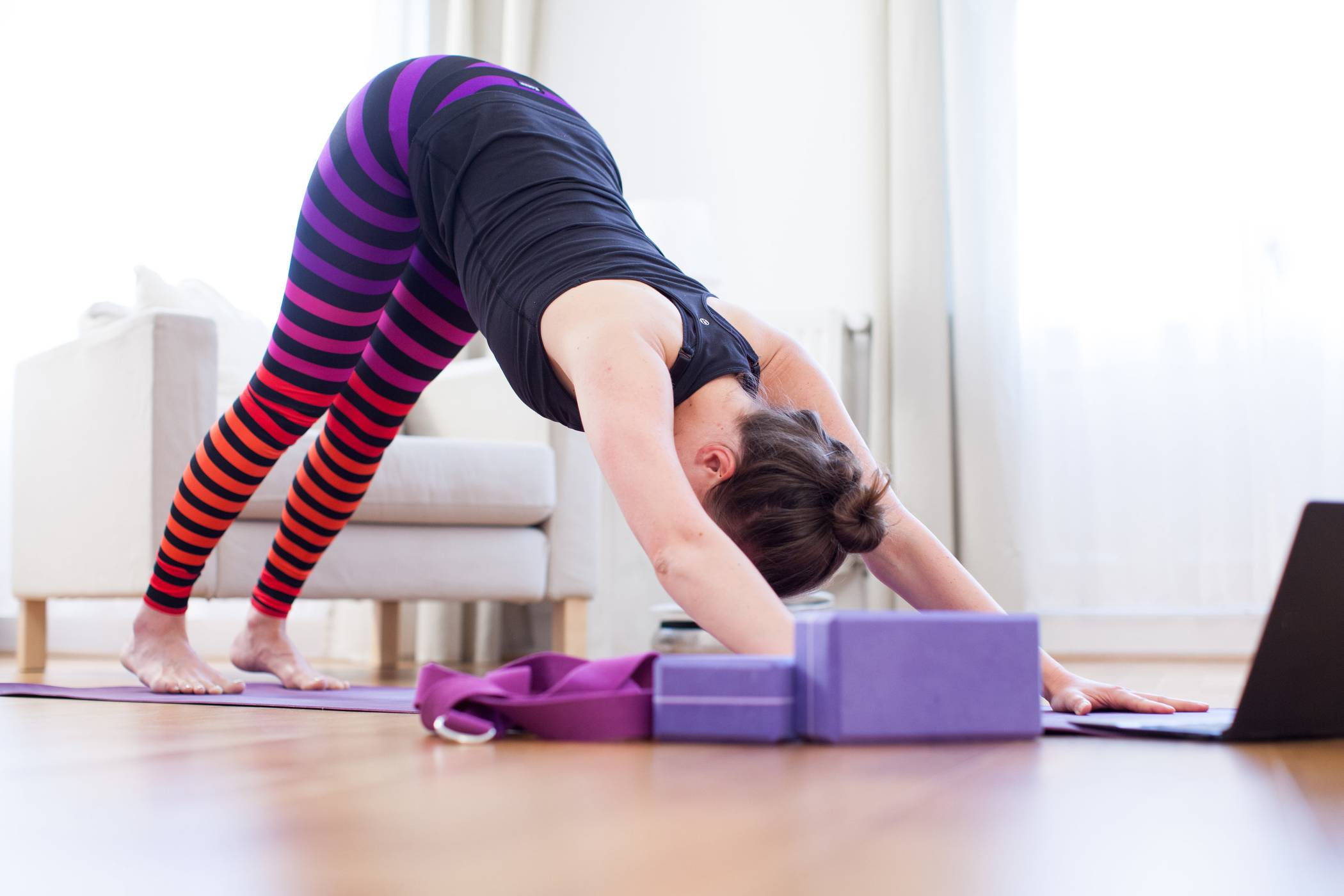 Auf dem Areal Böhler zeigen professionelle Trainer Übungen für den Rücken (Symbolbild).