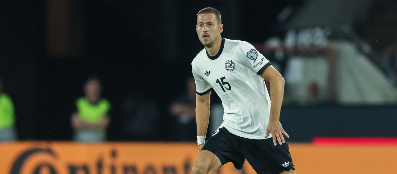 Waldemar Anton im DFB-Trikot