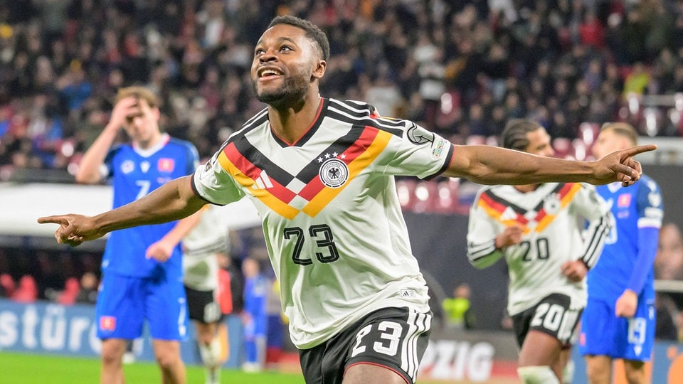 Deutschland qualifiziert sich nach Kantersieg in Leipzig für die WM 2026