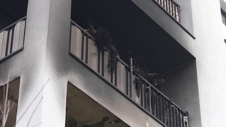 Wohnhausbrand in Halle: Zwei Menschen schwer verletzt