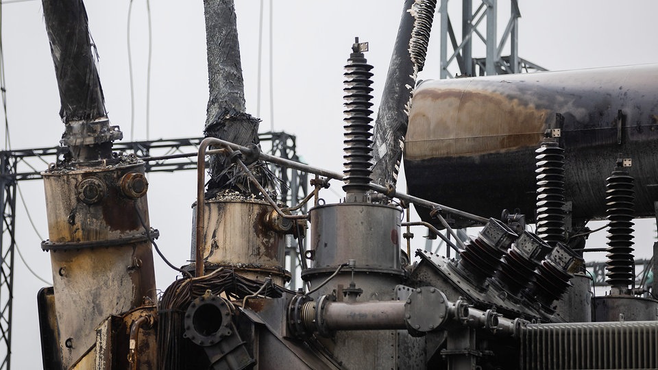 Ukraine-News: Reparaturarbeiten an ukrainischen Energieanlagen auf Hochtouren