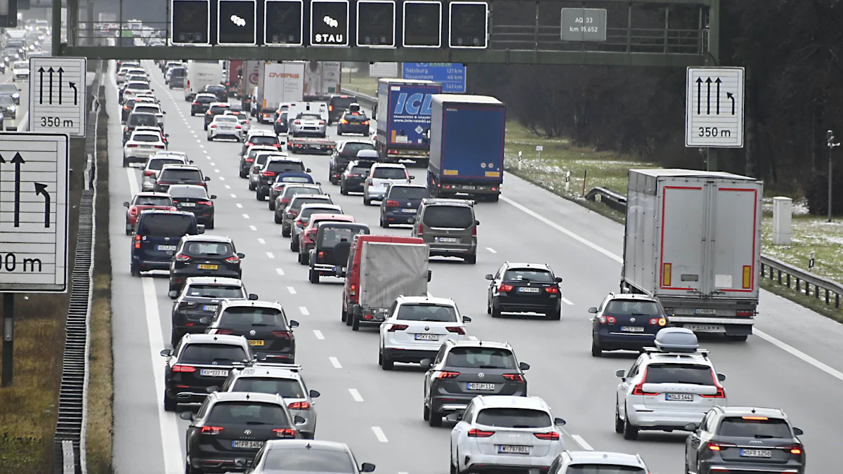 Weihnachtsverkehr in München: Staus und Verzögerungen erwartet - München