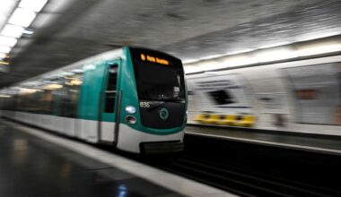 Messer-Attacke: Angreifer verletzt drei Frauen in Pariser Metro | News