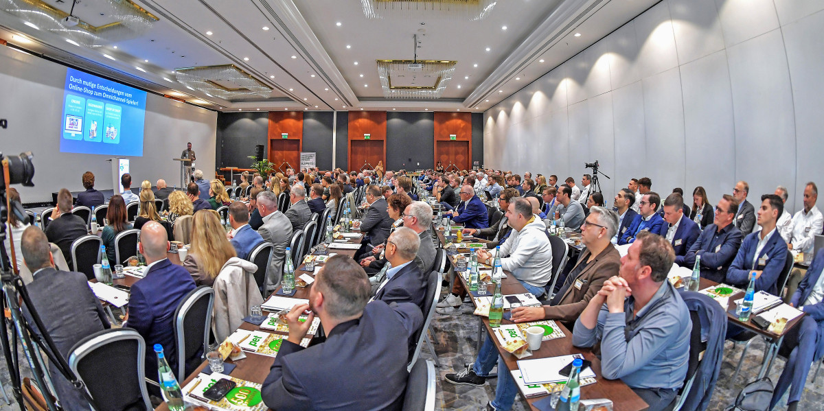 Branchentreff in Leipzig - pet-online