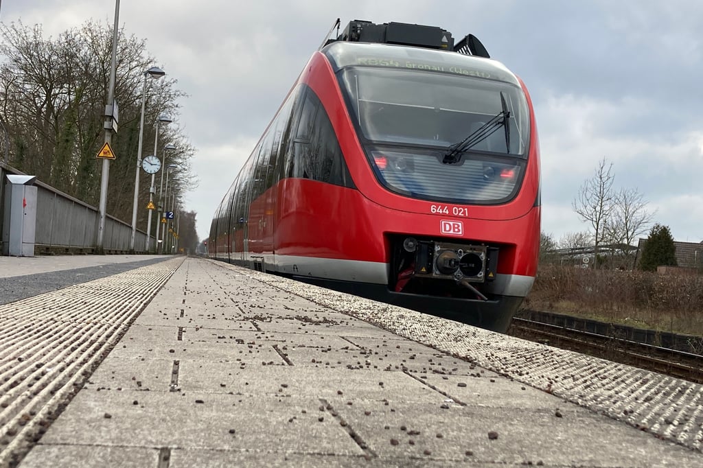 Notbremsung bei Münster, nachdem Mann auf Gleise gestürzt war