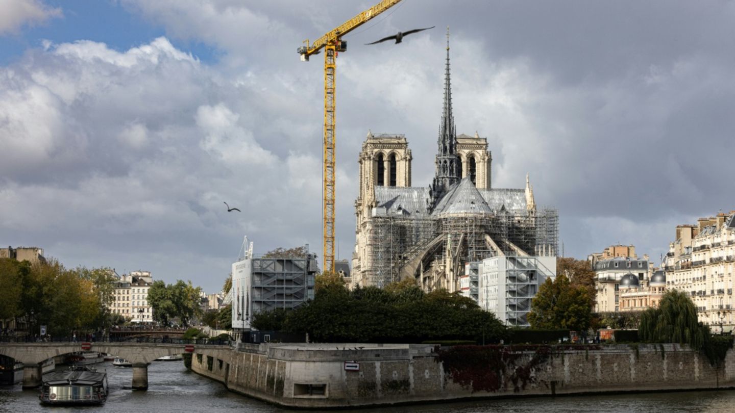 Kathedrale Notre-Dame im Oktober