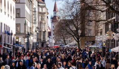 Alte Akademie, Hirmer & Co.: Münchens Filetstücke zum Verkauf