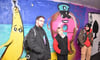 Tobias Stein, Maxi Schuhardt und Jan Erik Holm (v.l.) gehören zu den Graffiti-Künstlern, die den Bahnhofstunnel in Güstrow verschönert haben.