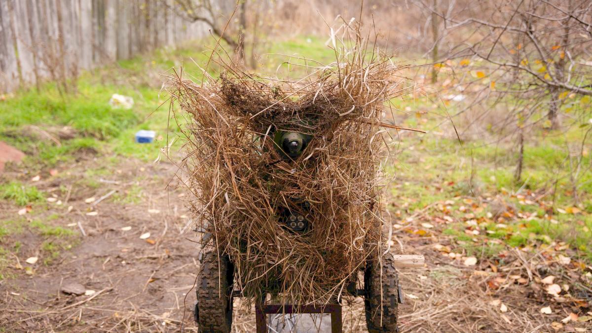 Kommt der Krieg der Roboter? Wie bewaffnete Bodendrohnen in der Ukraine eingesetzt werden