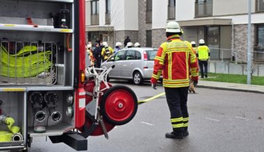 Essen auf dem Herd und keiner zu Hause: Feuerwehreinsatz in Stutensee