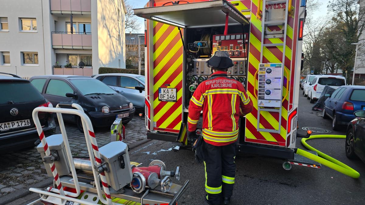 Eine Person mit Rauchgasvergiftung im Krankenhaus