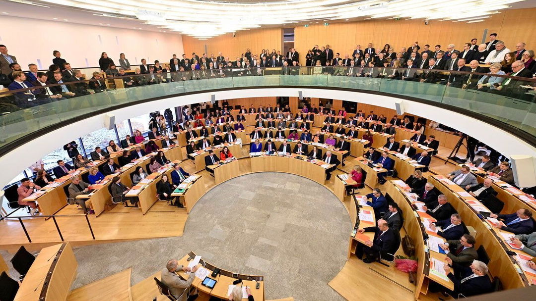 31 Gesetze verabschiedet: Das Jahr 2025 im Hessischen Landtag in Zahlen