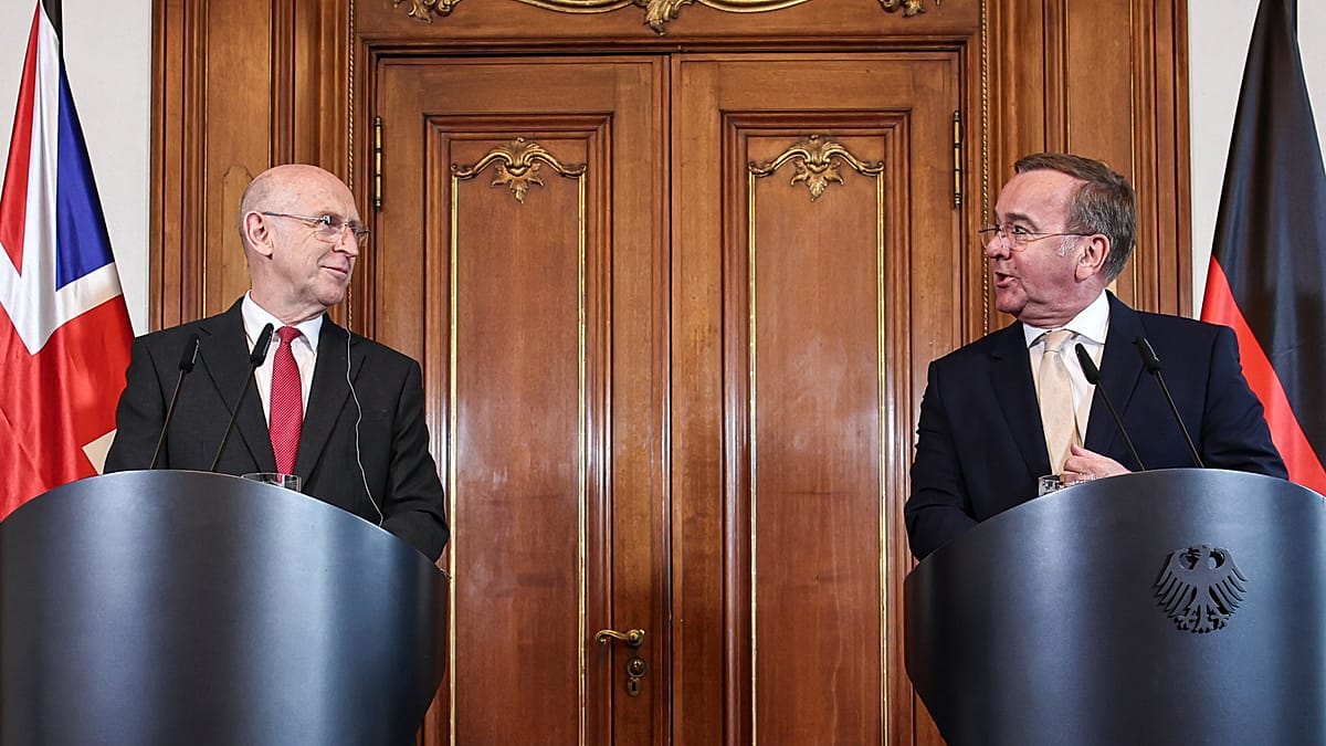 Berlin und London vertiefen Militärkooperation: 60 Millionen Euro für neue Artillerie