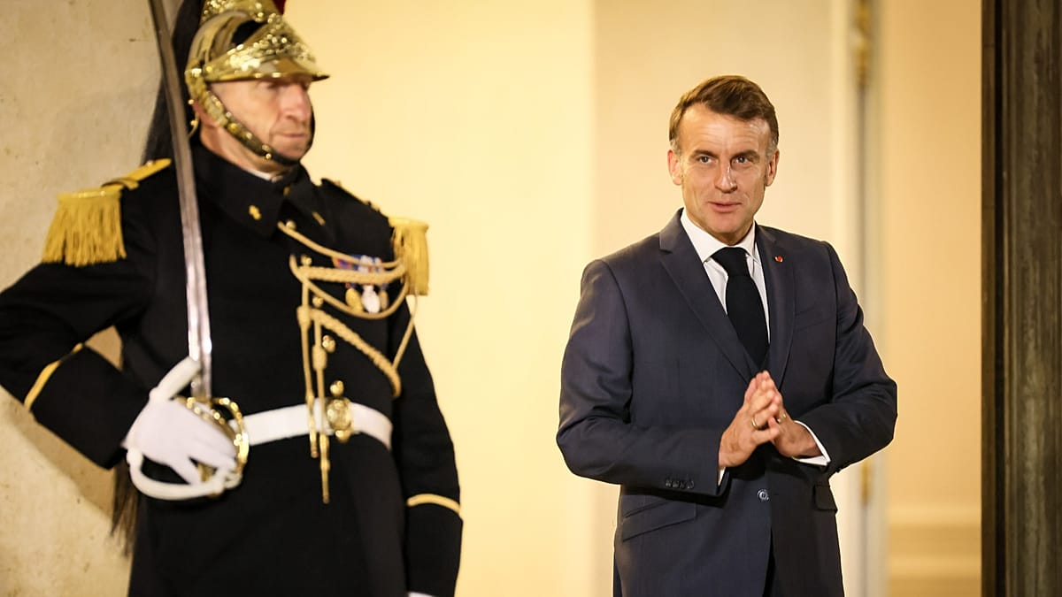 Ein Putsch in Frankreich? Facebook will das virale Video nicht entfernen