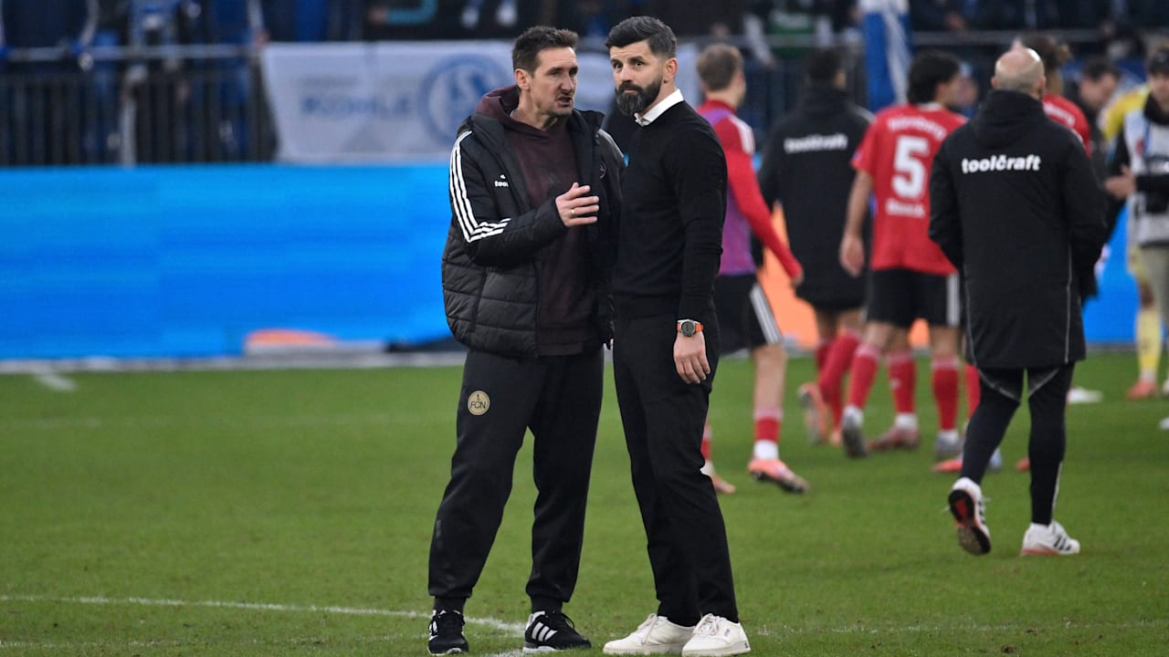 FCN: Schalkes umstrittener Sieg: Klose kritisiert Schiri-Entscheidung | Sport