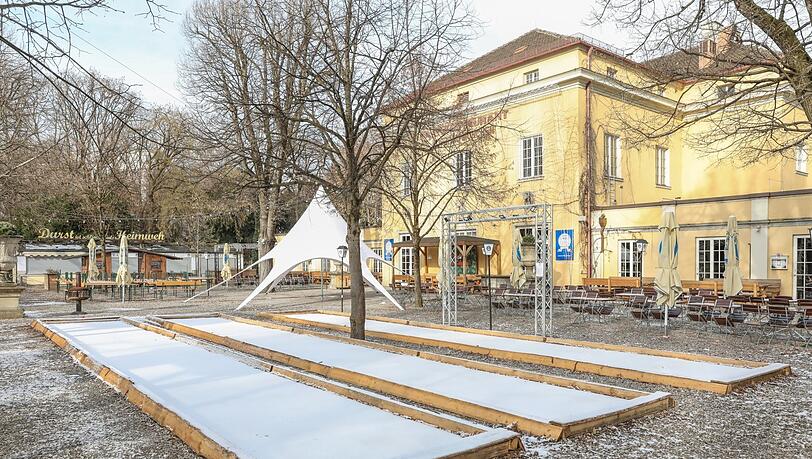 Auch im Park Café kann man auf mehreren Bahnen diesen besonderen Wintersport genießen.