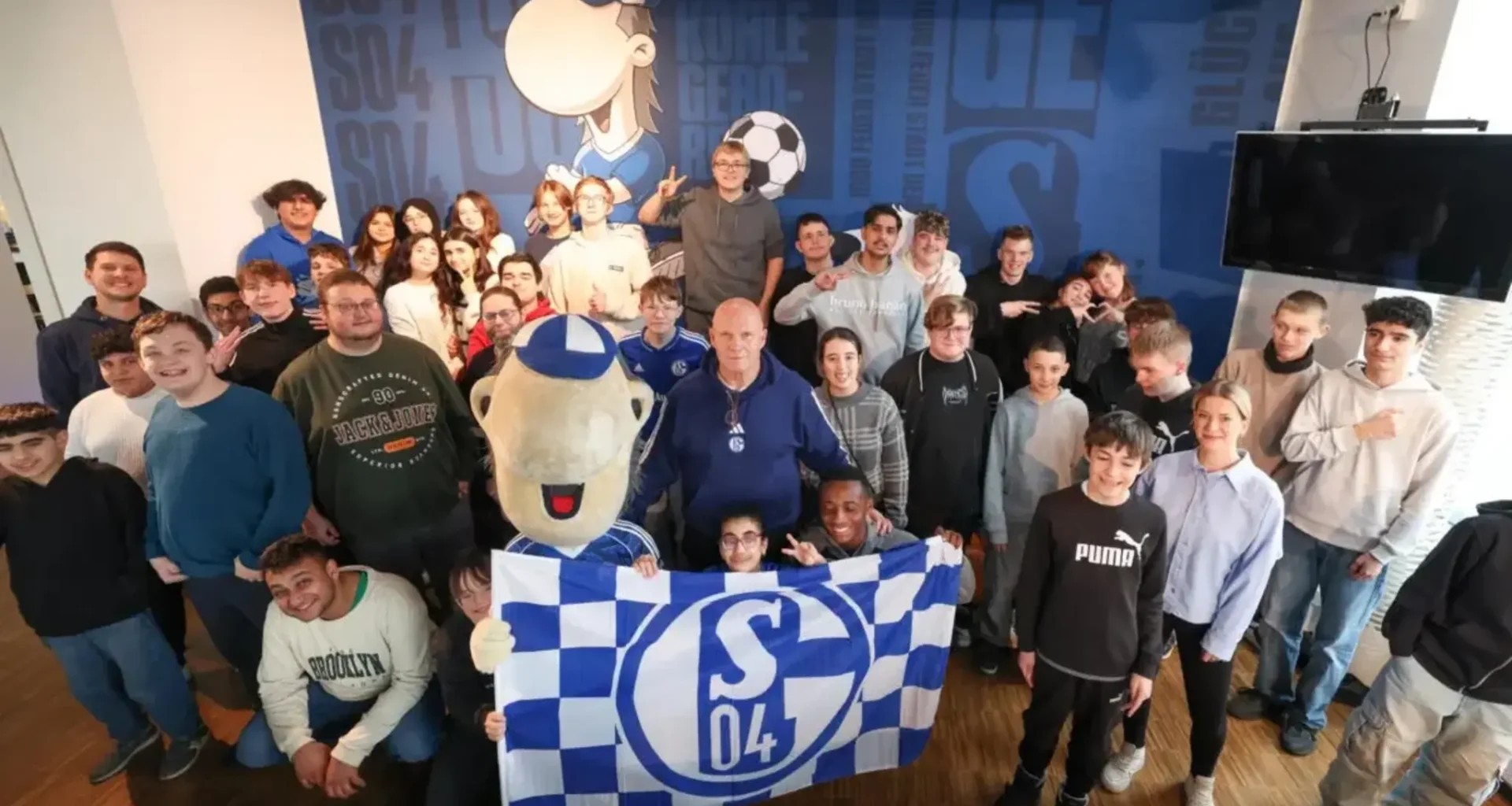 Inklusionsprojekts von Schalke: Schalke hilft!: Adventsfrühstück mit dem Inklusionsprojekt