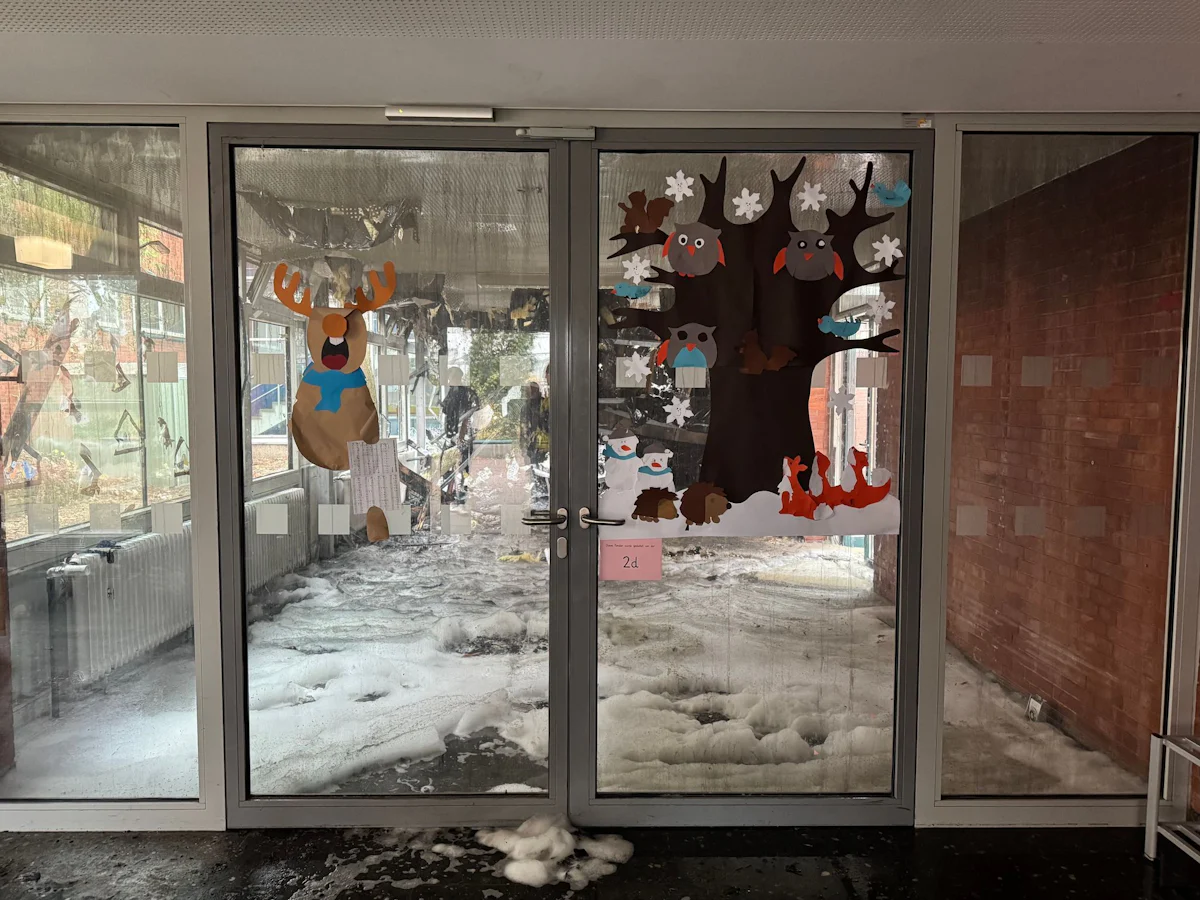 Brand in Hannover - Nach Brand einer Grundschule - Unterricht geht bald weiter - Panorama