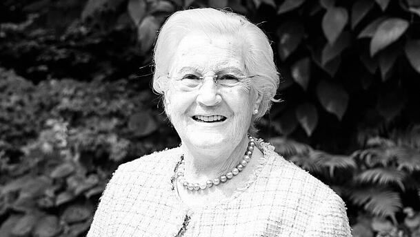 Im Alter von 92 Jahren ist Friederike Kreutzkamm im Kreise ihrer Familie verstorben.