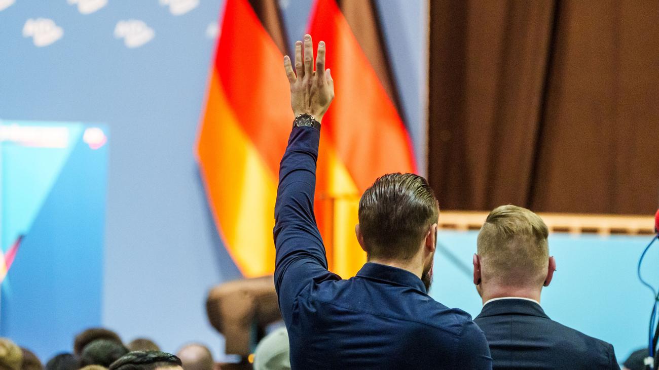 Generation Deutschland: AfD in Herford zieht Mitglied nach fragwürdiger Rede aus Stadtrat ab