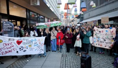 Chemnitz: Hunderte demonstrieren gegen Jugendhilfe-Kürzung