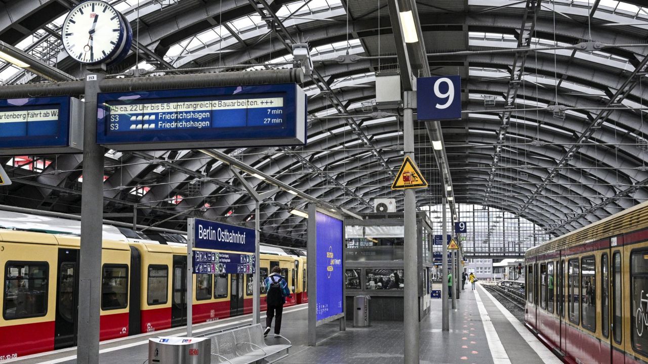 Zweiter Bauabschnitt am Berliner Ostbahnhof abgeschlossen