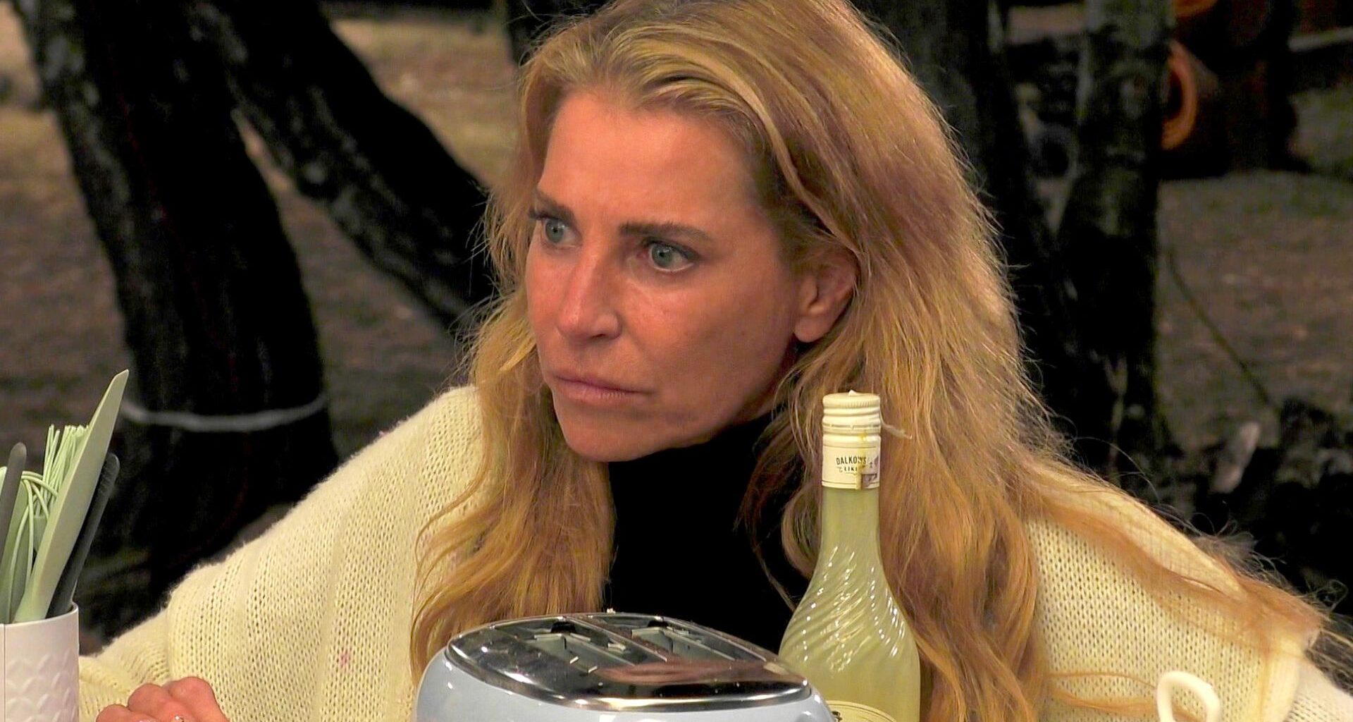 Giulia Siegel in "Der Promihof"