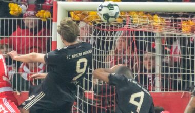 Schneefall und Glatteis auf der Autobahn: In Deutschland hat es am Montagmorgen etliche wetterbedingte Unfälle mit Toten und Verletzten gegeben.