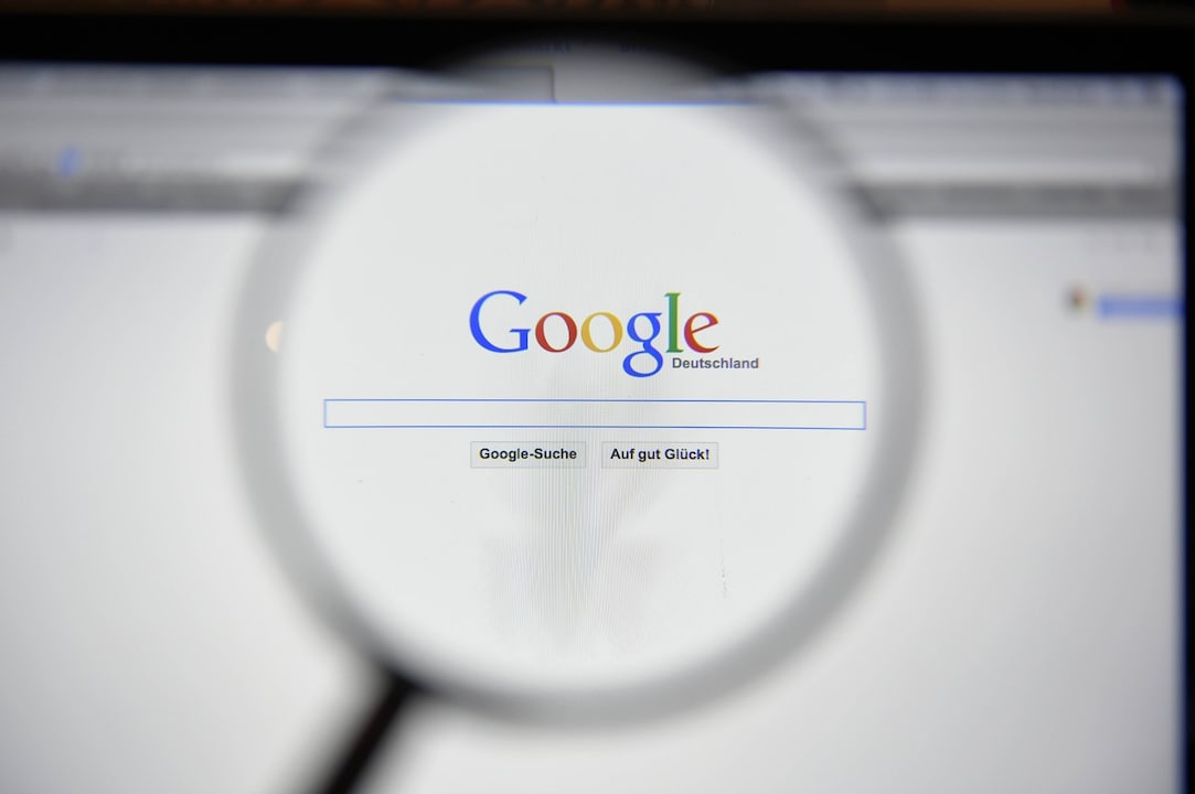 Die Google-Trends 2025 zeigen: Deutschlands meistgestellte Fragen reichen von kurios bis gesellschaftspolitisch.