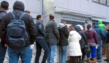 Abschiebungen und Einbürgerungssperre – Bundestag verschärft Migrationspolitik